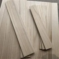 Strip Kayu Padat